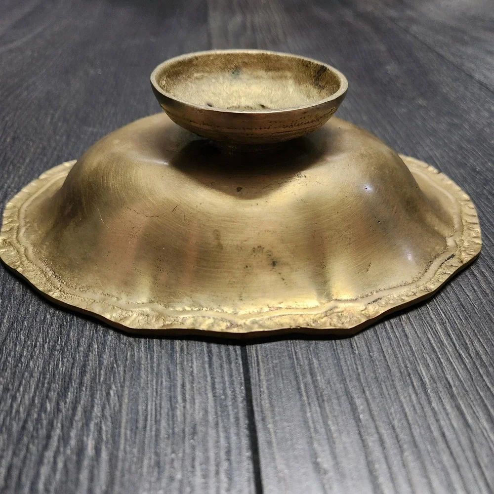 Vintage, Solid Brass Trinket dish. Mid-century Brass bowl.